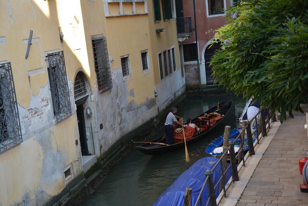 San Marco Design Suites Veneza Exterior foto