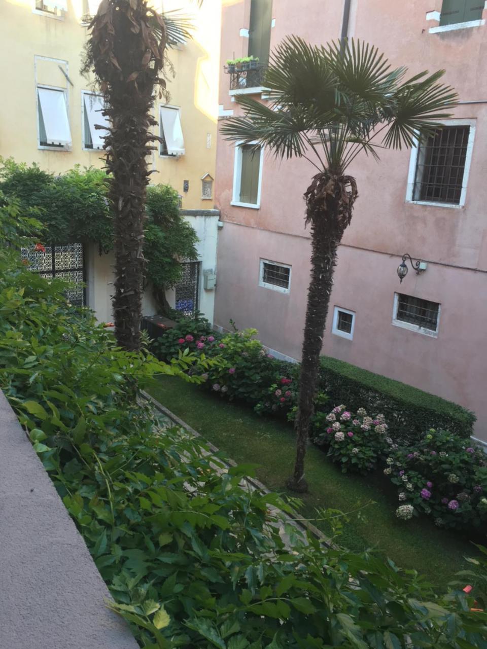 San Marco Design Suites Veneza Exterior foto